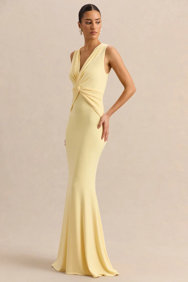 Holly | Vestido Largo Limón de Escote Pronunciado con Detalle de Torsión - Imagen 6