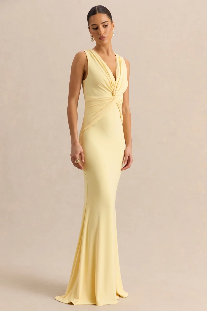 Holly | Vestido Largo Limón de Escote Pronunciado con Detalle de Torsión - Imagen 5
