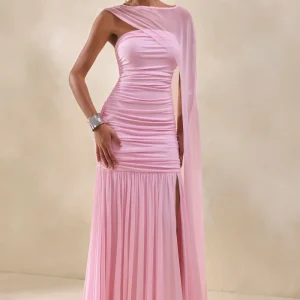 Ivanka | Vestido Largo Rosa De Cuello Asimétrico Con Manga Capa