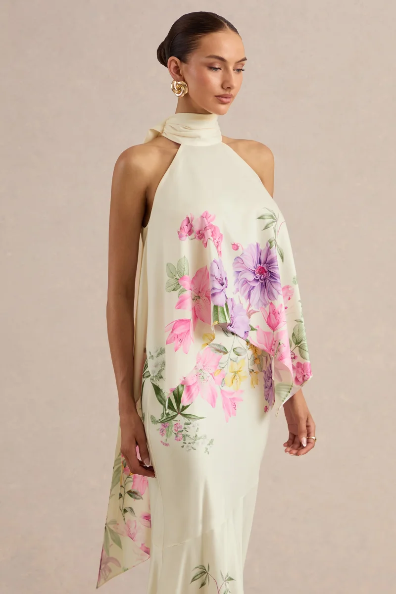 Sancelle | Top de Satén Mate con Estampado Floral de Bordes en Crema y Escote Halter - Imagen 6