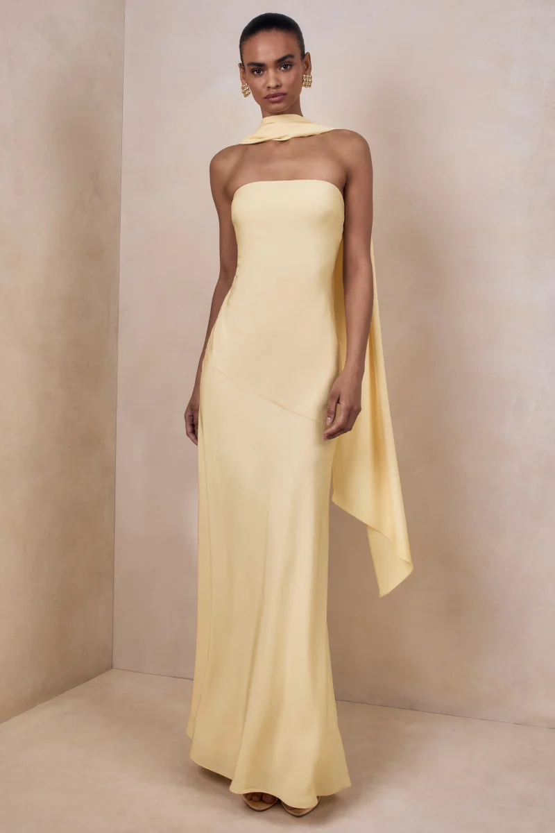 Charly | Vestido Largo Bandeau De Satén En Amarillo Limón Con Detalle De Pañuelo - Imagen 5