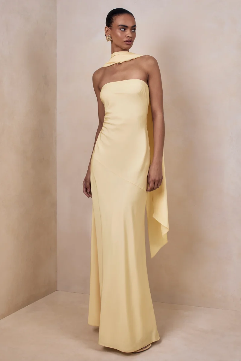 Charly | Vestido Largo Bandeau De Satén En Amarillo Limón Con Detalle De Pañuelo - Imagen 3
