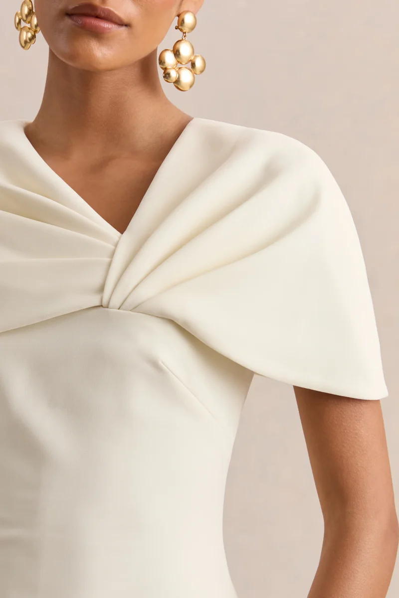 Novalie | Vestido Midi Blanco Con Escote En V Y Detalle Retorcido - Imagen 7