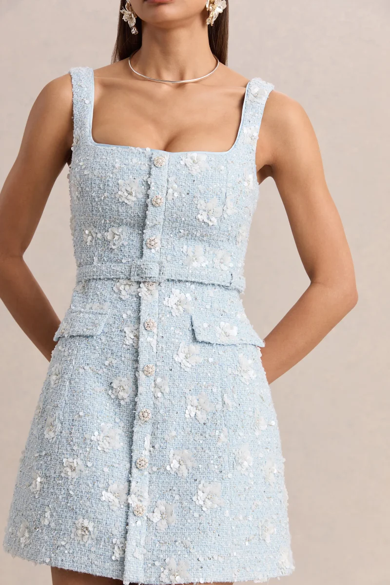 Riya | Vestido Corto Azul Claro de Bouclé con Escote Cuadrado - Imagen 4