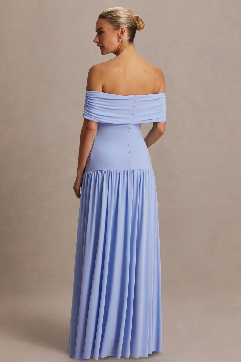 Juliette | Vestido largo azul polvo con escote Bardot y cintura caída - Imagen 3