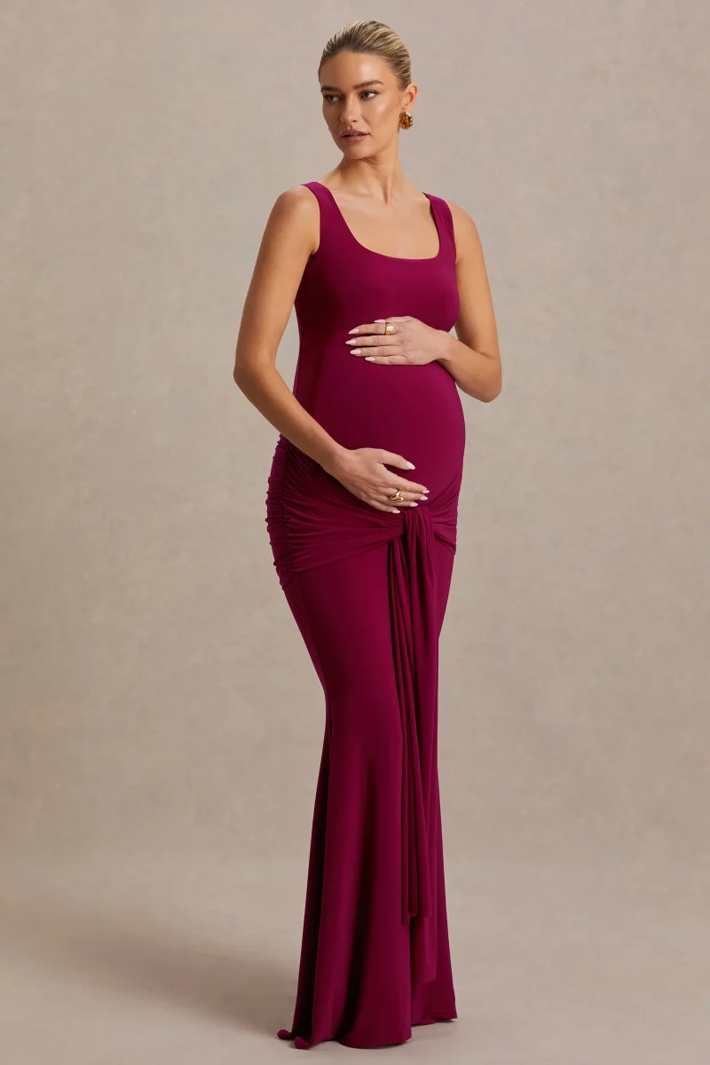 Baylin | Vestido Largo Burdeos con Escote Cuadrado, Fruncido y Fajín