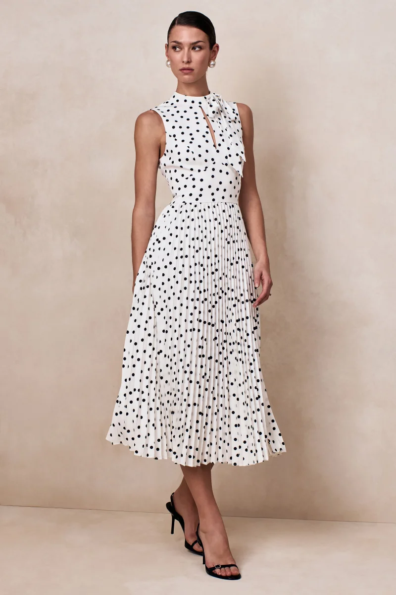 Avalon | Vestido Midi Blanco con Lunares, Escote Tipo Bufanda y Falda Plisada - Imagen 5