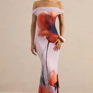 Katia | Vestido Largo Rosa De Estampado De Amapolas Con Escote Bardot Trenzado