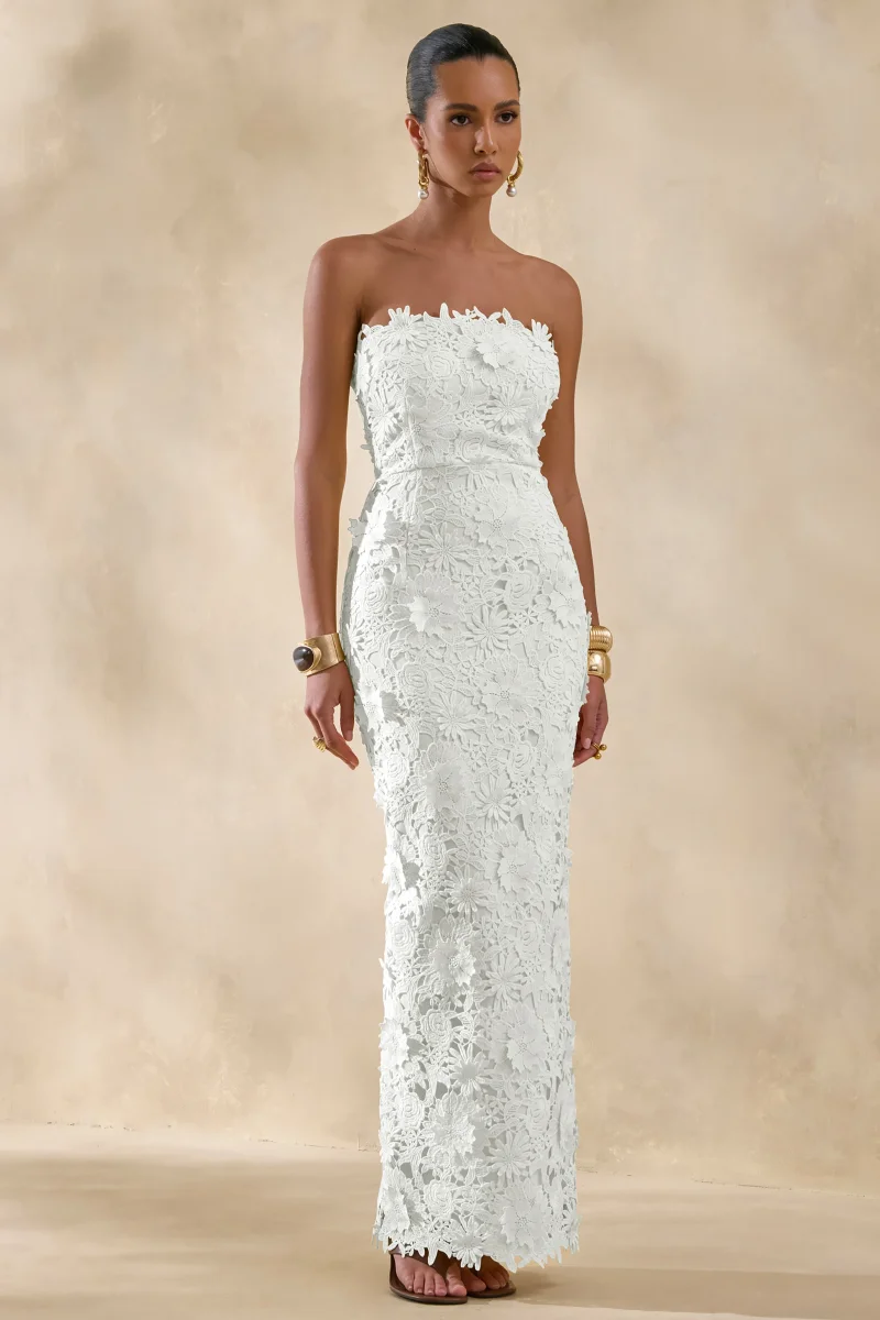 Gracie | Vestido Maxi Blanco De Encaje Con Escote Bandeau - Imagen 2