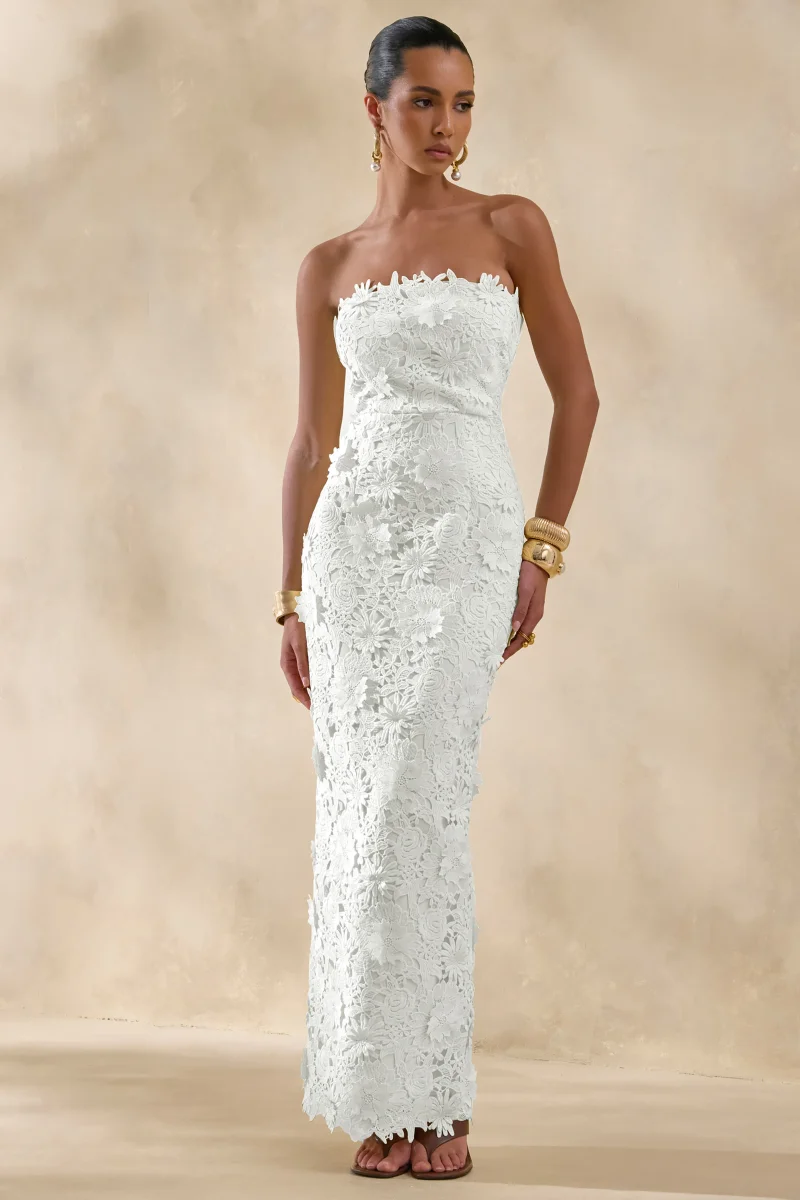Gracie | Vestido Maxi Blanco De Encaje Con Escote Bandeau - Imagen 5