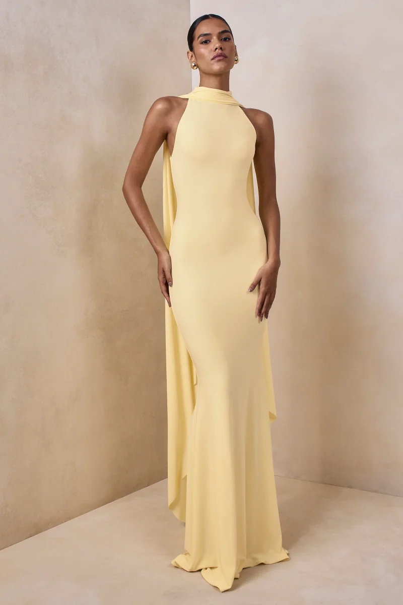 Cordy | Vestido largo Limón Con Escote Alto y Capa - Imagen 7