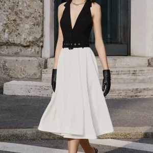 Alessa | Vestido Midi Entallado Blanco Y Negro Con Escote Plunge