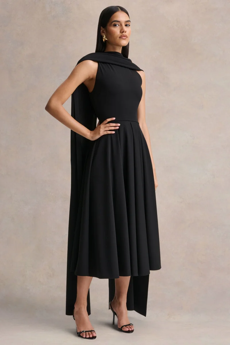 Nova | Vestido midi negro de cuello alto con mangas de capa - Imagen 6