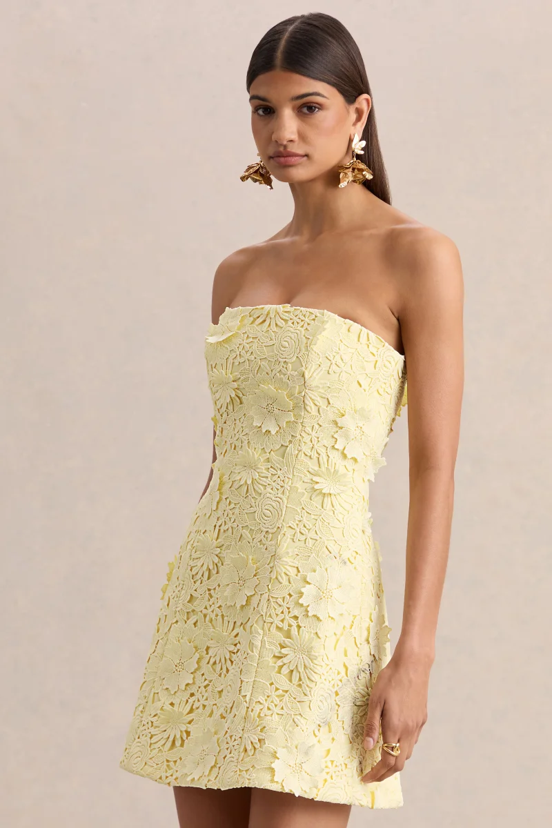 Natalie | Vestido Corto de Encaje Amarillo Limón con Escote Bandeau - Imagen 4