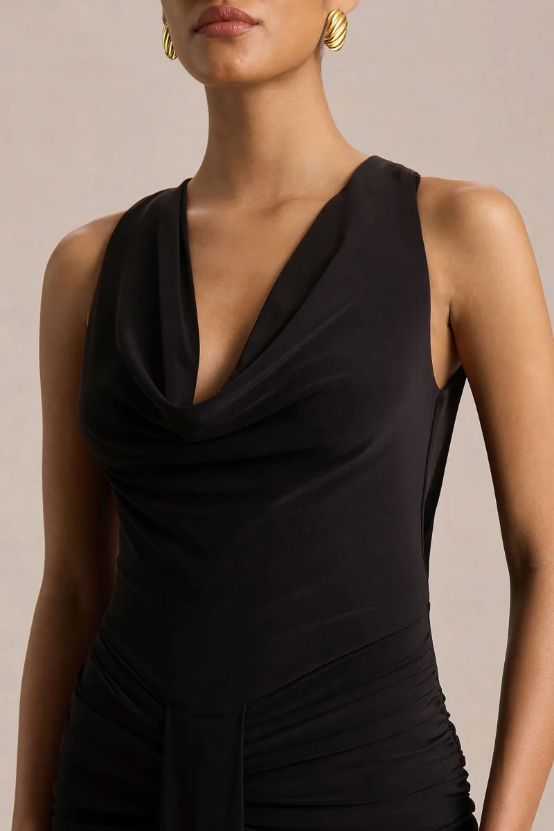 Mallie | Vestido Largo Negro de Escote Drapeado y Detalle Fruncido - Imagen 5