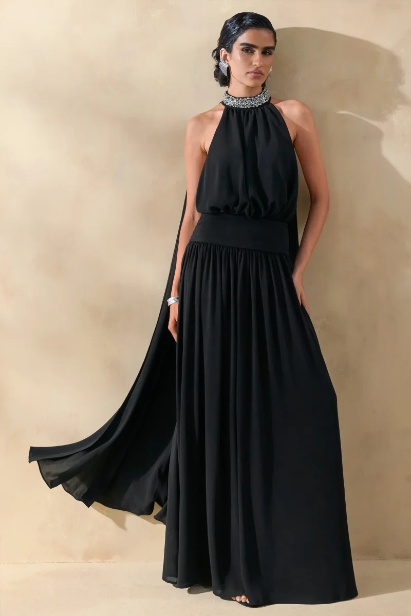 Marie | Vestido largo negro con escote halter y detalles adornados - Imagen 4