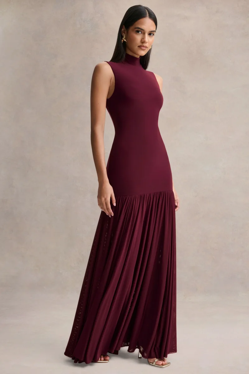 Gigi | Vestido Largo Burdeos de Cuello Alto, Cintura Caída y Falda Transparente - Imagen 4