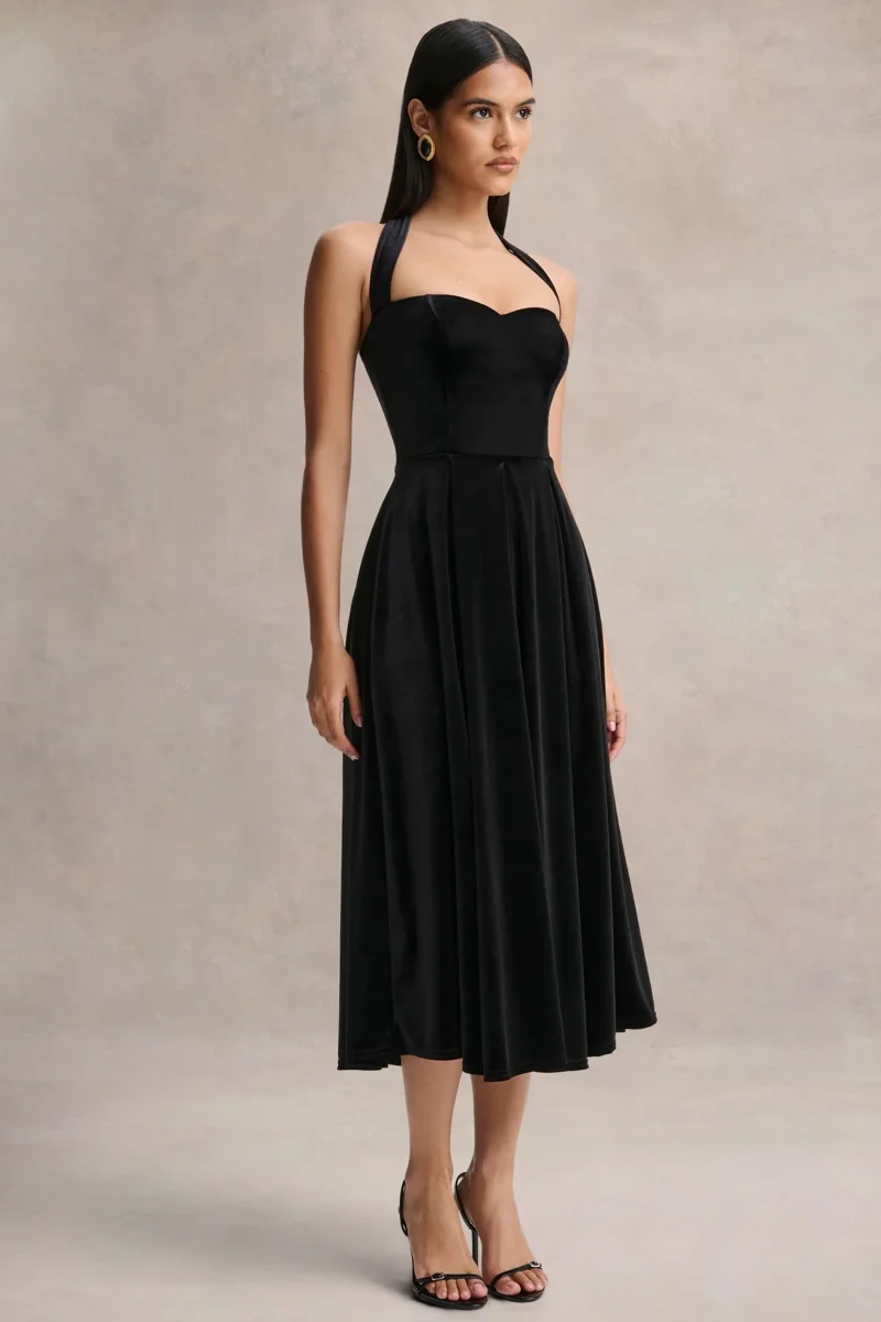 Esmeray | Vestido midi de terciopelo negro con escote corazón - Imagen 5
