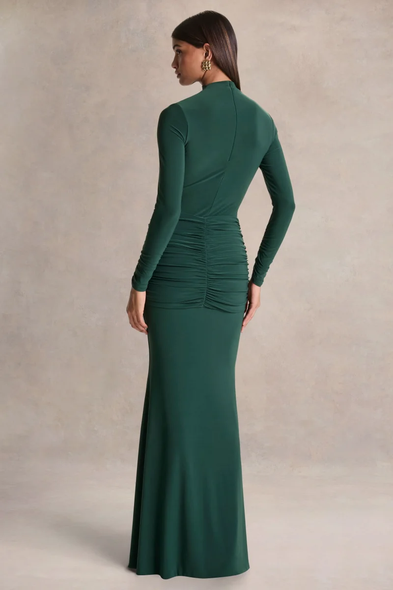 Solarium | Vestido Largo Verde de Manga Larga con Detalle Dorado - Imagen 3