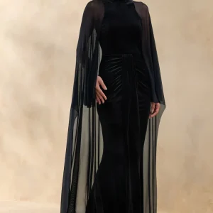 Adoring | Vestido Largo con cuello alto y terciopelo negro