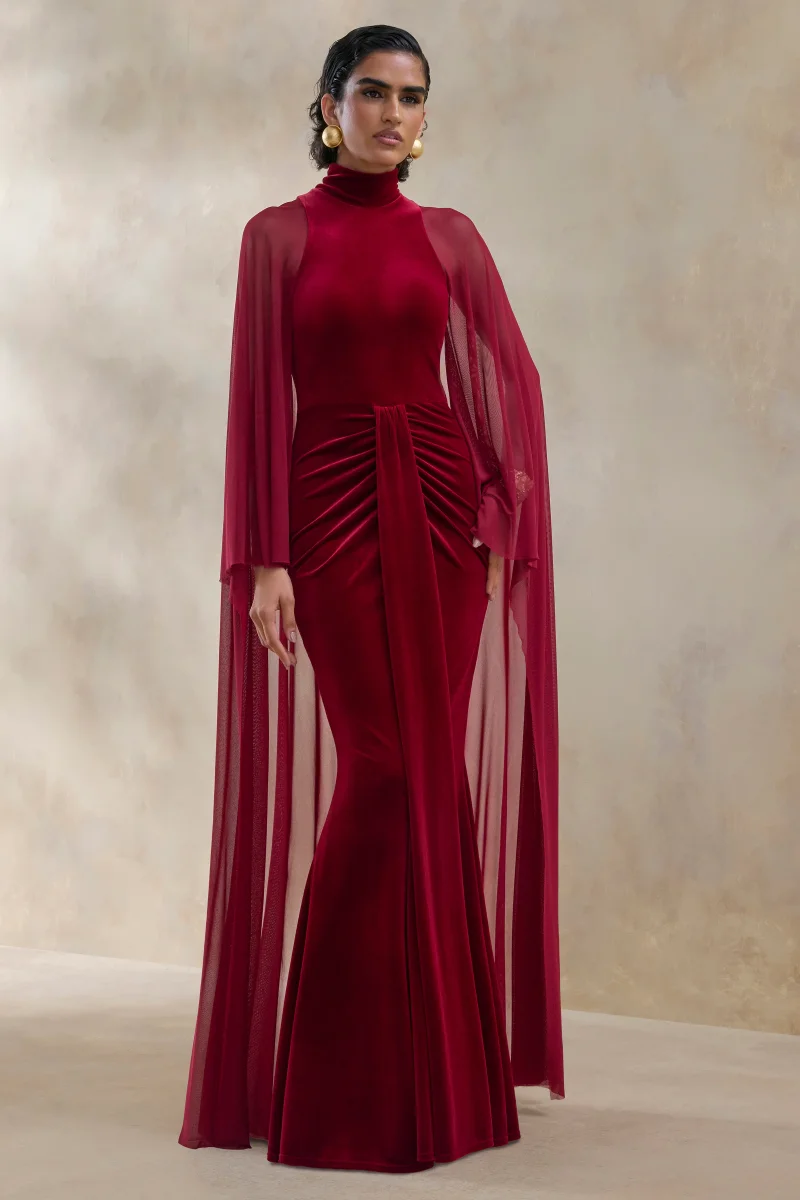 Adoring | Vestido largo burdeos de terciopelo con escote alto - Imagen 2