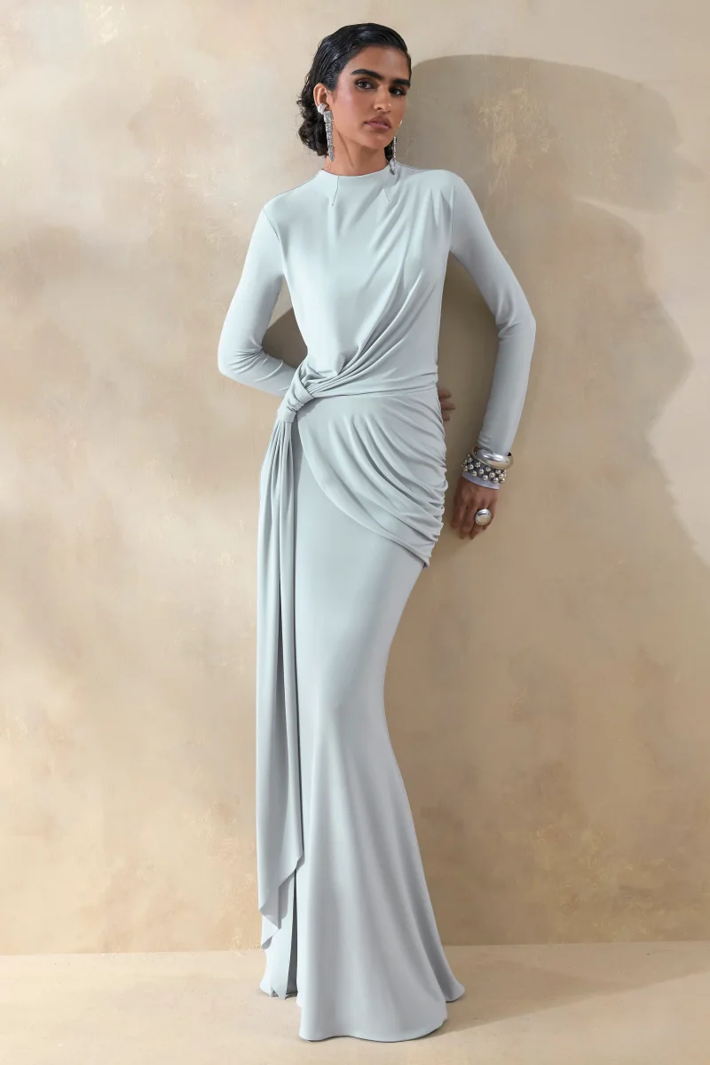 Kyrissa | Vestido largo azul de escote alto con detalles fruncidos