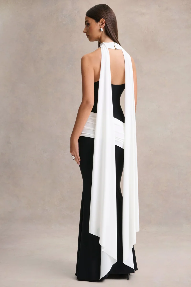 Dorinda | Vestido Largo Negro y Blanco de Cuello Alto con Detalle de Drapeado y Fajín - Imagen 3