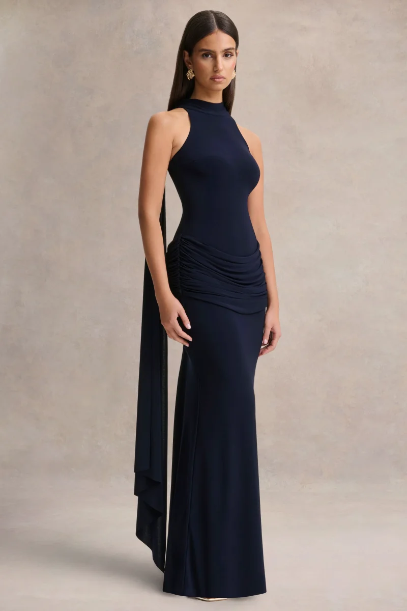 Hesperia | Vestido Largo Azul Marino de Cuello Alto con Detalle Drapeado y Bufanda - Imagen 5