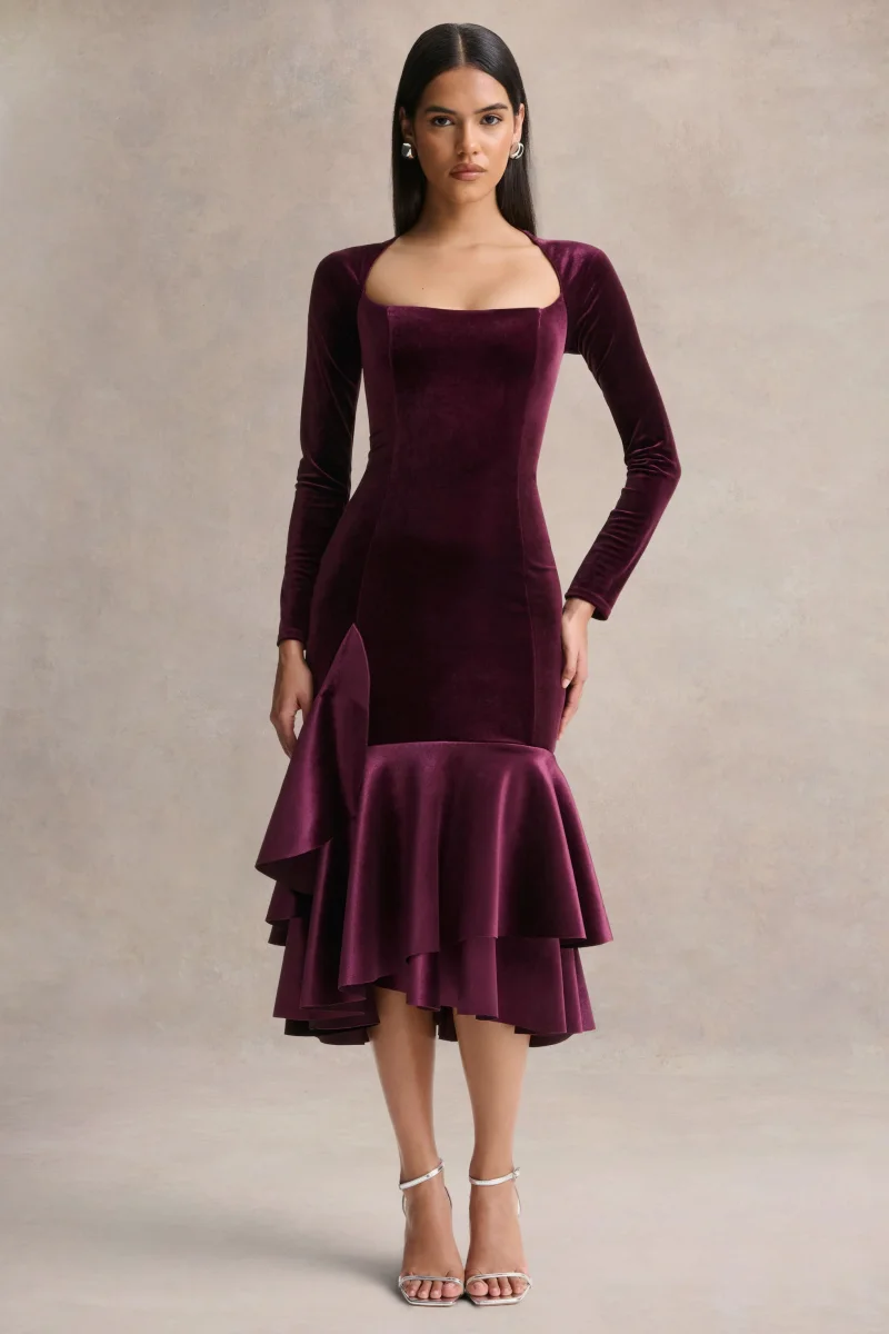 Emberlyn | Vestido midi de terciopelo Burdeos con escote redondo y bajo cola de pez - Imagen 2