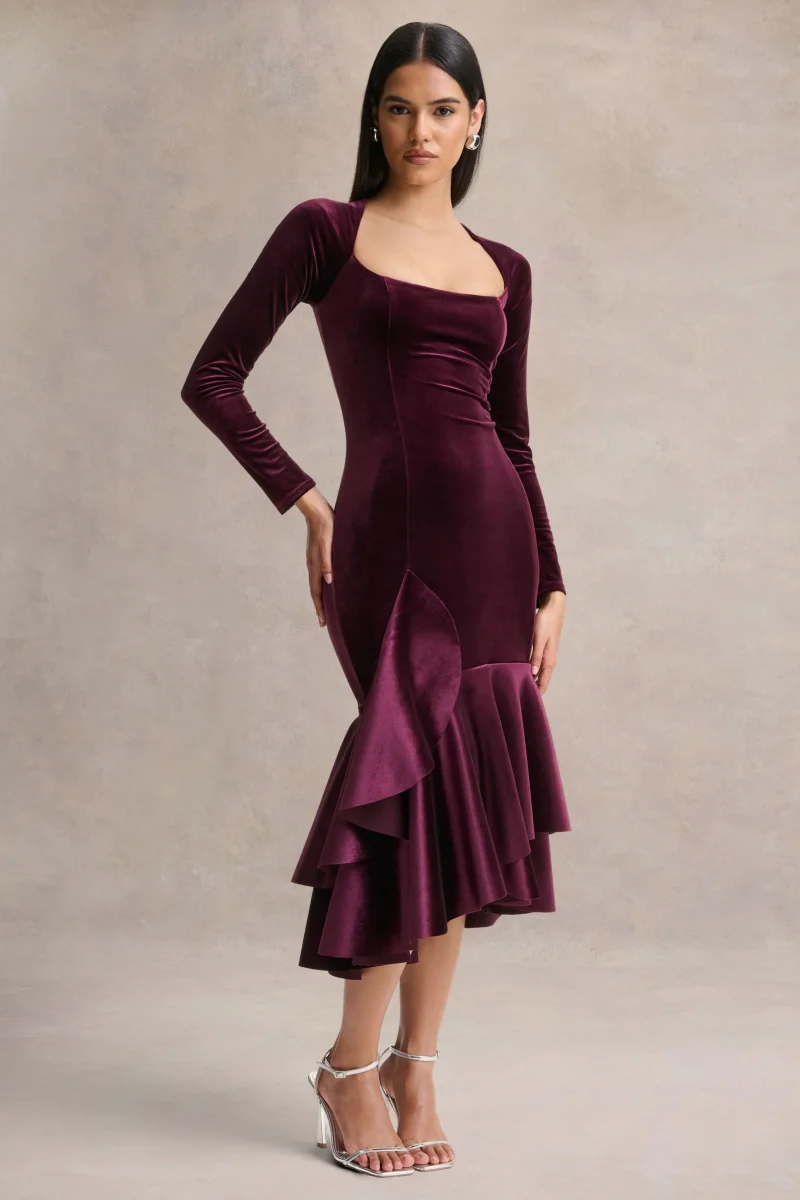 Emberlyn | Vestido midi de terciopelo Burdeos con escote redondo y bajo cola de pez - Imagen 4