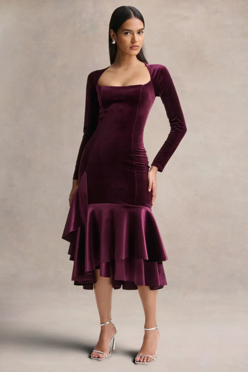 Emberlyn | Vestido midi de terciopelo Burdeos con escote redondo y bajo cola de pez - Imagen 5