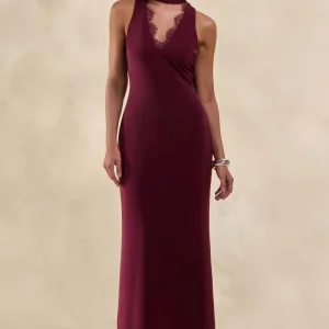 True Icon | Vestido Largo Burgundy De Satén Con Cuello Alto Y Chal