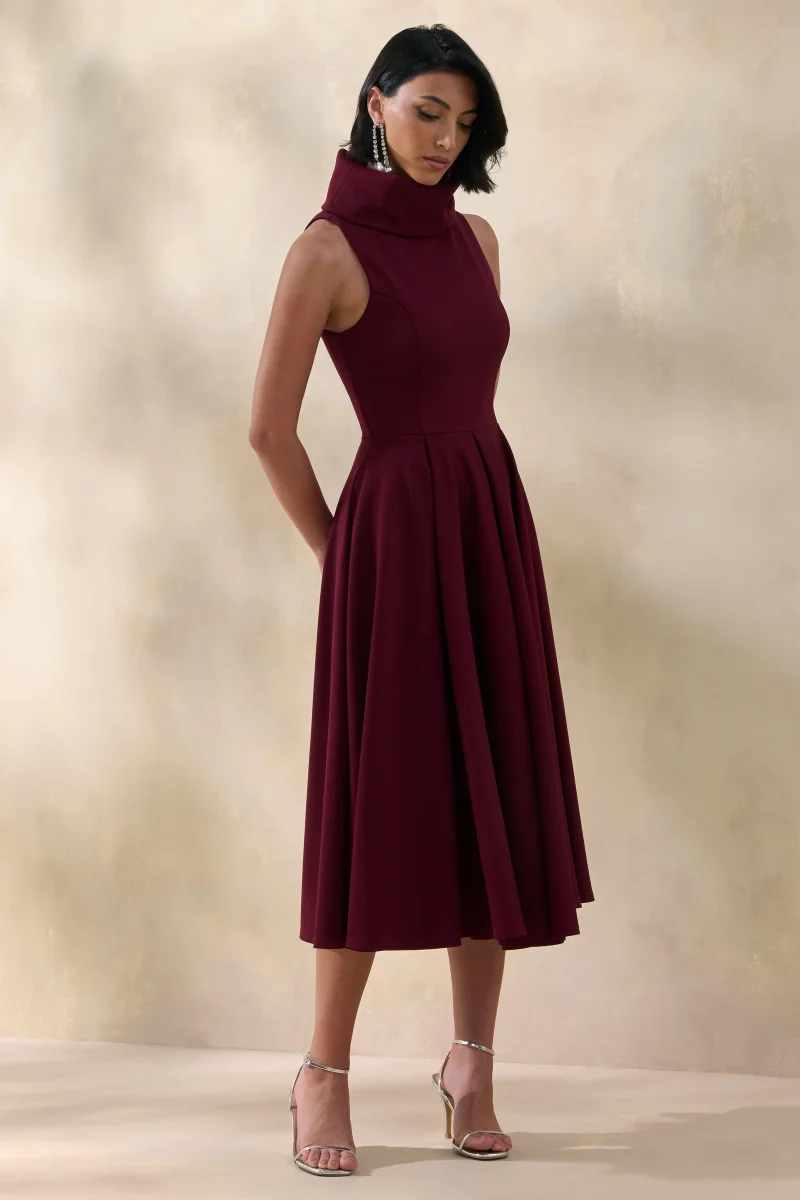 Exclusivity | Vestido Midi Burdeos de Cuello Alto - Imagen 5