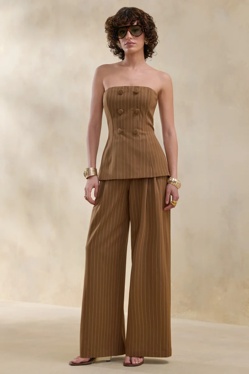 Meliva | Pantalón de vestir marrón de pierna ancha con finas rayas verticales - Imagen 6
