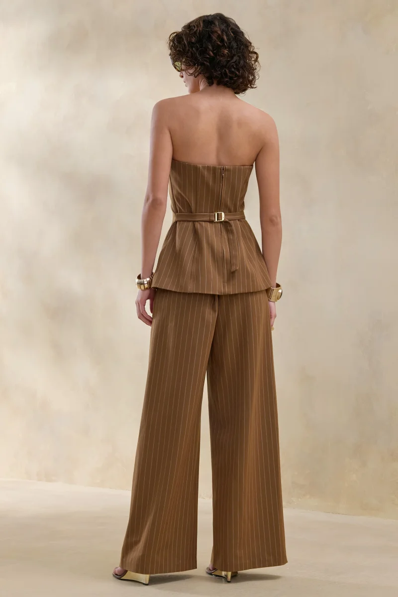 Meliva | Pantalón de vestir marrón de pierna ancha con finas rayas verticales - Imagen 3