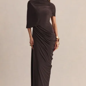 Lunaline | Vestido Largo marrón de cuello alto con capa asimétrica y detalle drapeado