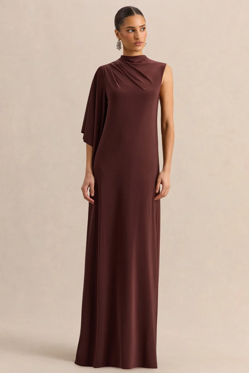Marosia | Vestido Largo Marrón De Cuello Alto Con Manga Capa - Imagen 6