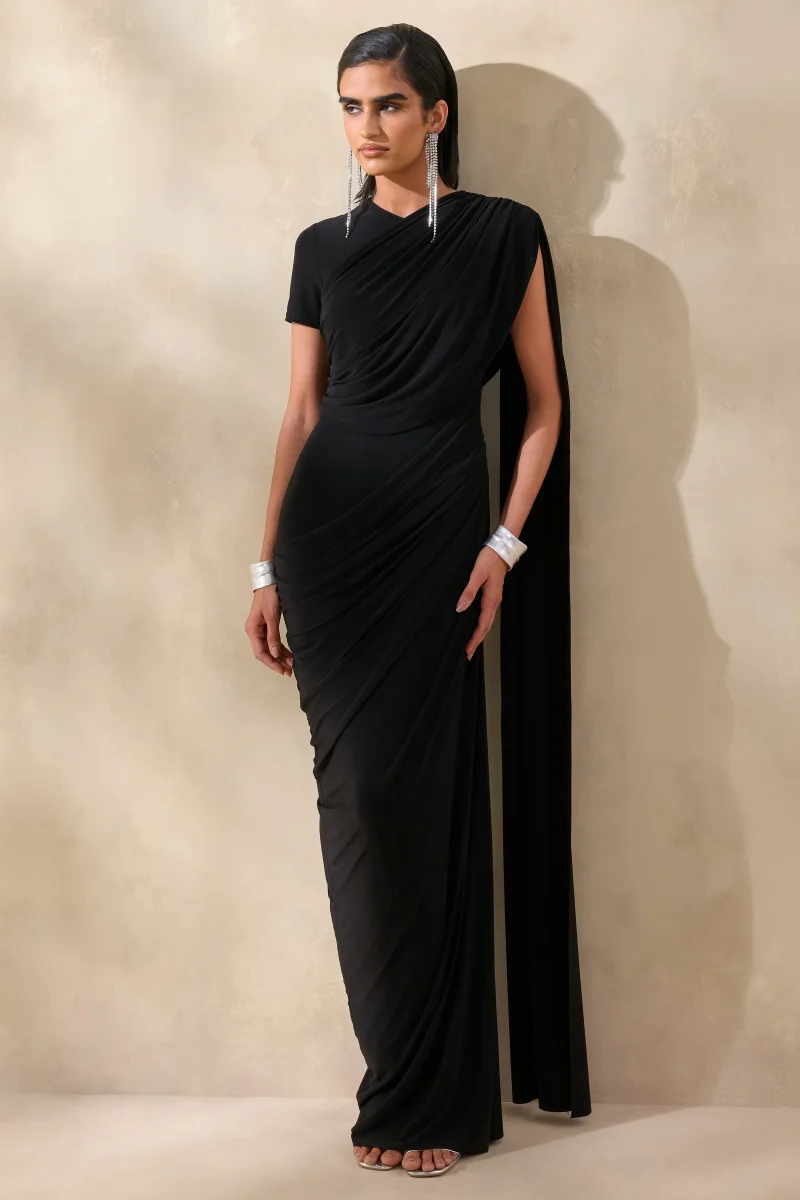 Gisara | Vestido Largo negro de cuello alto con banda y detalle drapeado