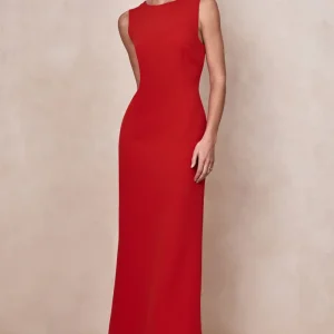 Astrelle | Vestido largo rojo de cuello alto