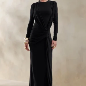 Desirelle | Vestido Largo negro de cuello redondo con detalle fruncido