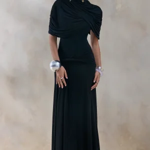 Evelisse | Vestido Largo negro de cuello alto con mangas de capa corta