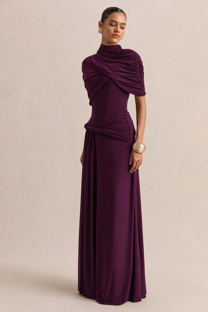 Evelisse | Vestido Largo color ciruela de cuello alto con mangas de capa corta - Imagen 6