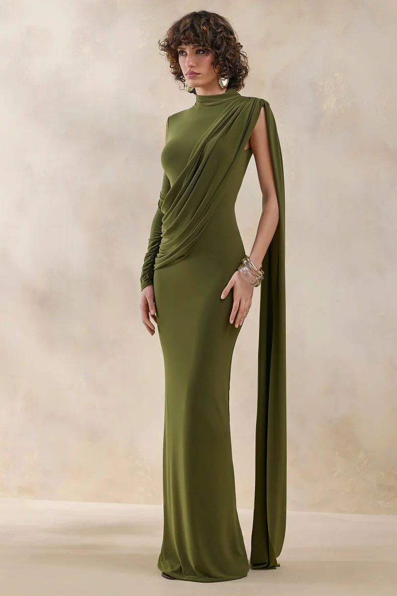 Oliria | Oliva Cuello Alto Vestido Largo con Una Manga Larga y Detalle de Fajín - Imagen 6