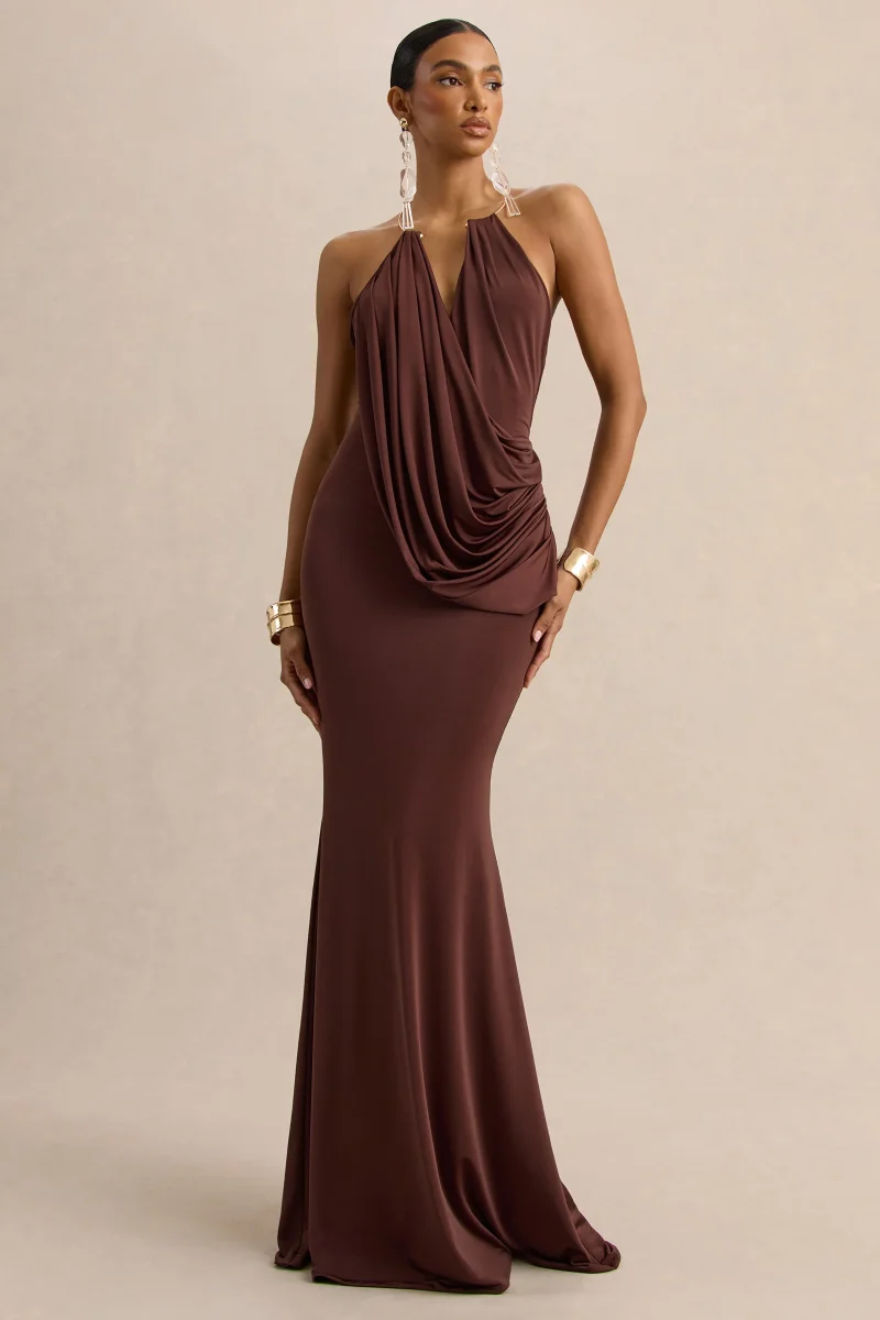 Chanterra | Vestido Largo Marrón de Escote Halter con Detalle Drapeadoing - Imagen 5