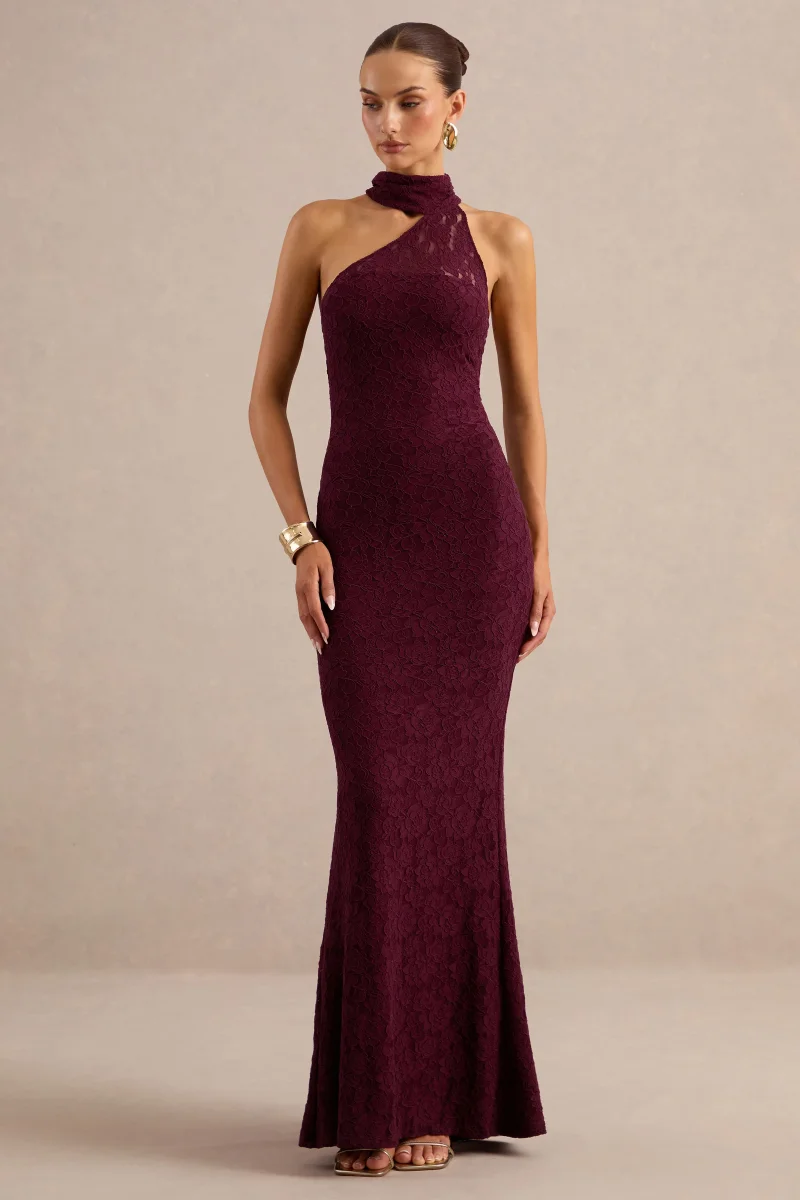 Almaria | Vestido largo de encaje color burdeos con escote asimétrico y detalle de pañuelo