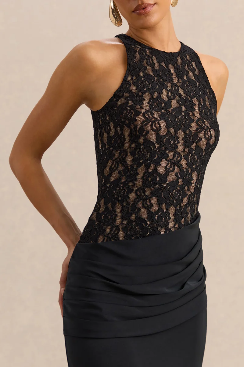 Anthelia | Vestido Largo Negro De Encaje Y Satén Con Escote Racer Y Detalle Drapeado - Imagen 6