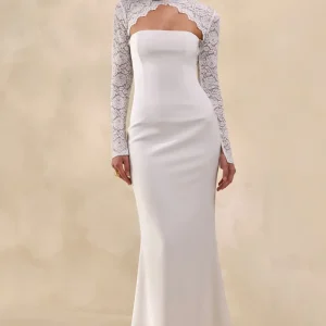 Yarrow | Vestido Largo blanco de encaje con cuello alto y espalda abierta