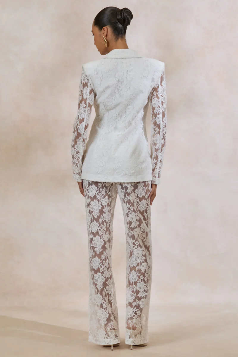 Vergia | Blazer Blanco De Encaje Con Corte Sastre - Imagen 3