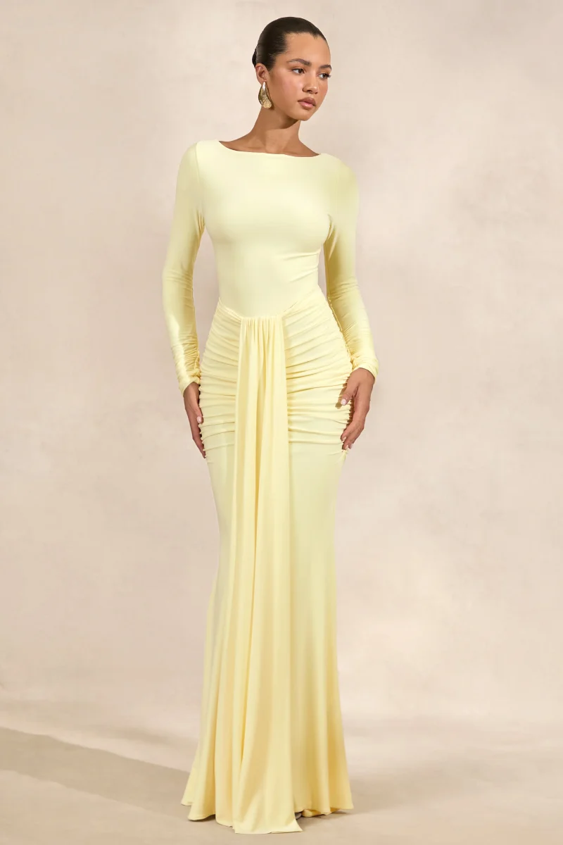 Liatris | Vestido Largo Amarillo Limón De Escote Amplio Con Detalle Fruncido - Imagen 4