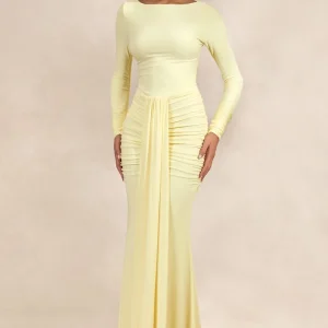 Liatris | Vestido Largo Amarillo Limón De Escote Amplio Con Detalle Fruncido